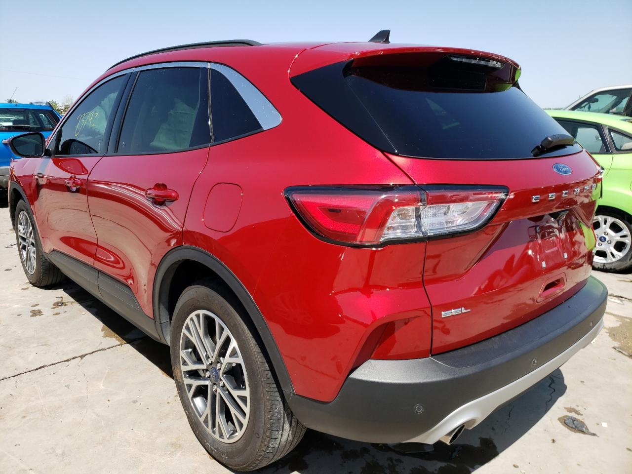 Photo 3 from auction – 2020 FORD ESCAPE SEL with VIN 1FMCU0H63LUB31992