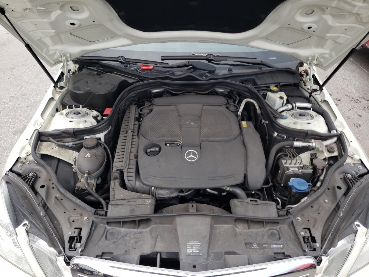 Photo 7 from auction – 2012 MERCEDES-BENZ E 350 with VIN WDDHF5KB1CA540183