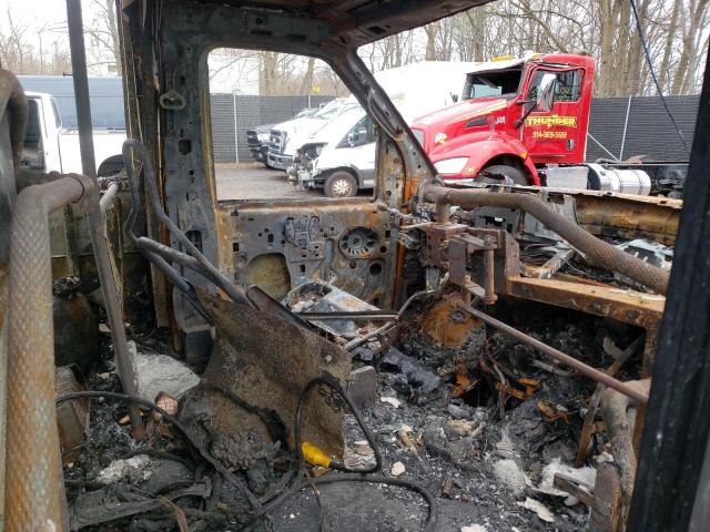 Photo 5 from auction – 2009 FORD ECONOLINE with VIN 1FDEE35LX9DA76113