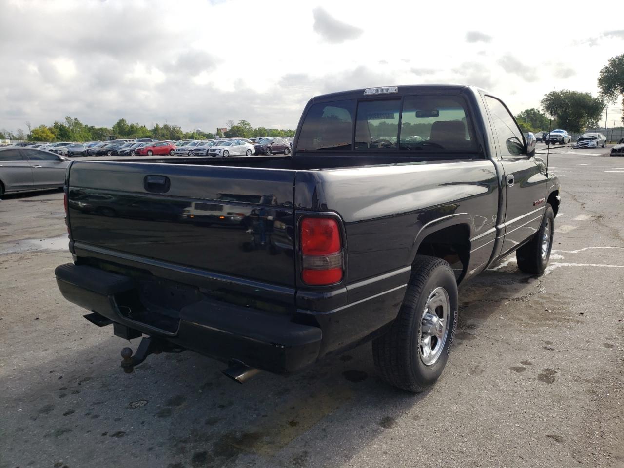 Photo 4 from auction – 1995 DODGE RAM 1500 with VIN 1B7HC16Z6SS352416