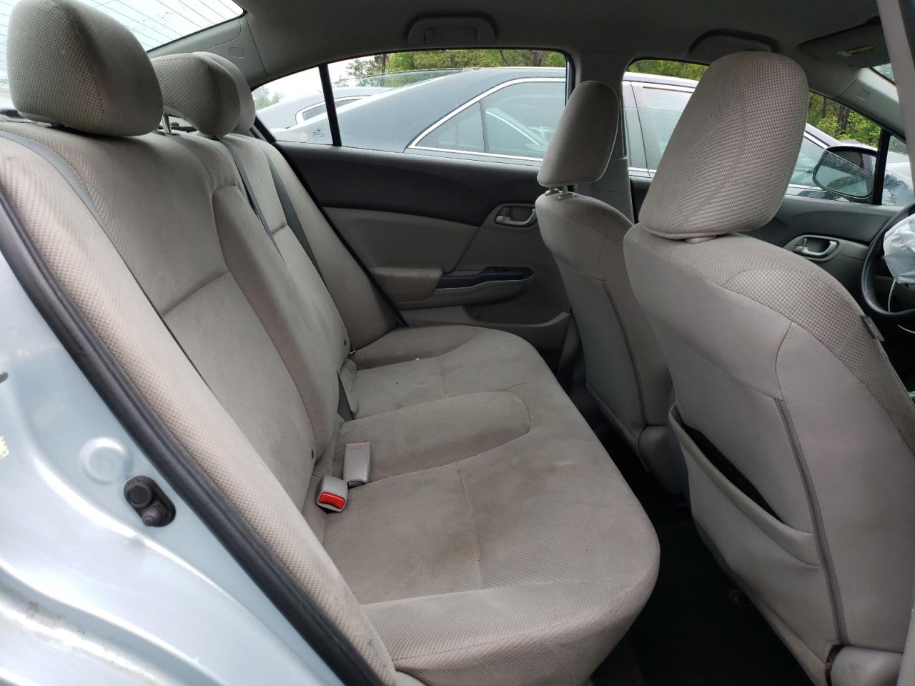 Photo 6 from auction – 2012 HONDA CIVIC LX with VIN 19XFB2F52CE310133