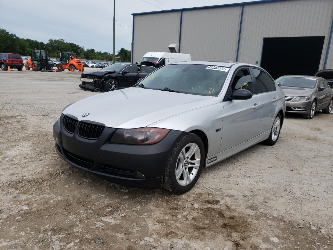 Photo 2 from auction – 2008 BMW 328 I with VIN WBAVA37558NL49964