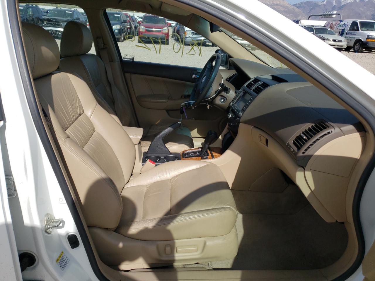 Photo 5 from auction – 2004 HONDA ACCORD EX with VIN 1HGCM66834A053441