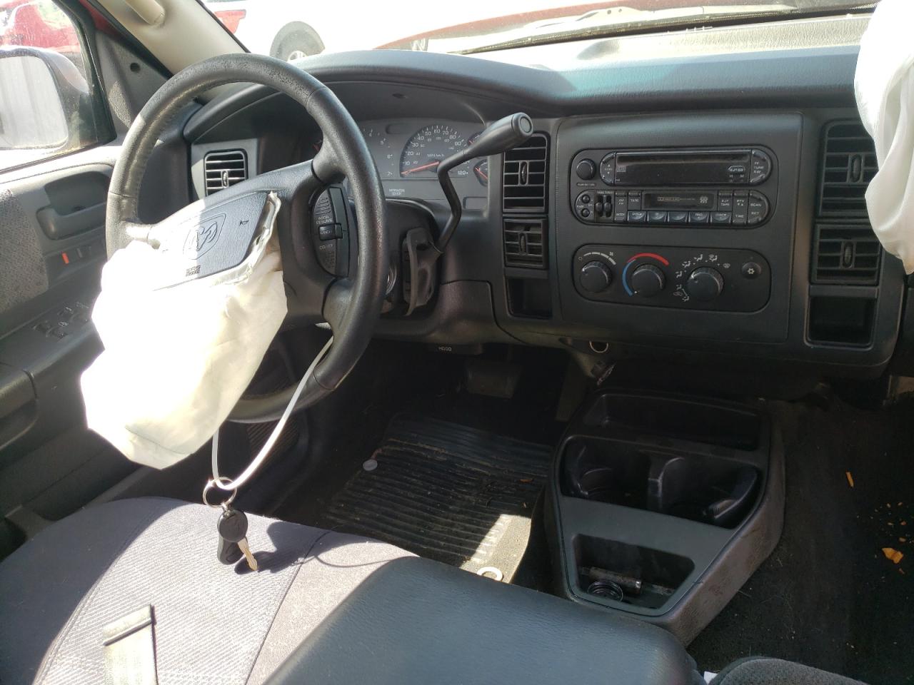 Photo 9 from auction – 2004 DODGE DAKOTA QUA with VIN 1D7HL48K64S566798
