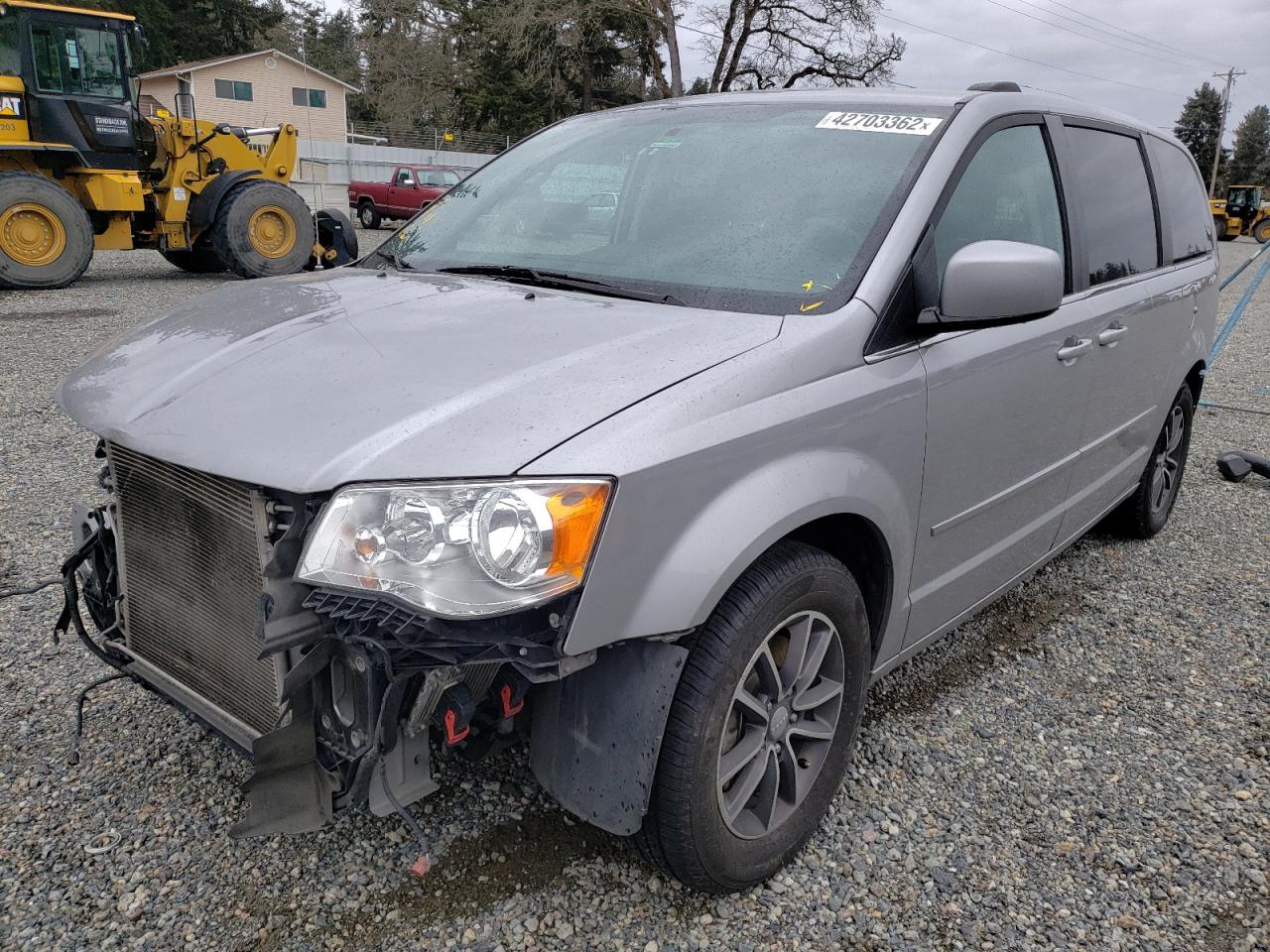Photo 2 from auction – 2017 DODGE GRAND CARA with VIN 2C4RDGCG6HR746595