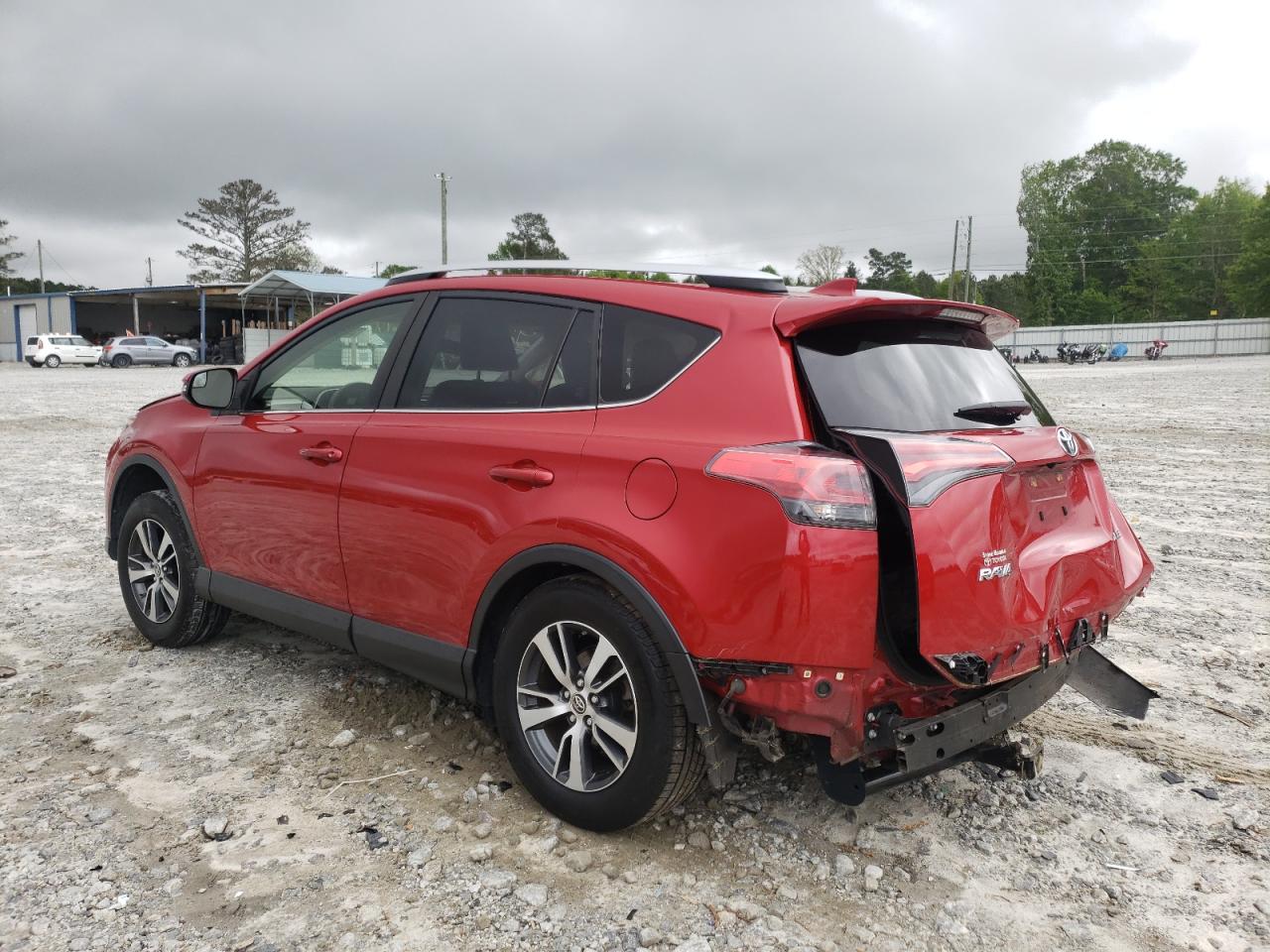 Photo 3 from auction – 2016 TOYOTA RAV4 XLE with VIN JTMWFREV3GJ069299