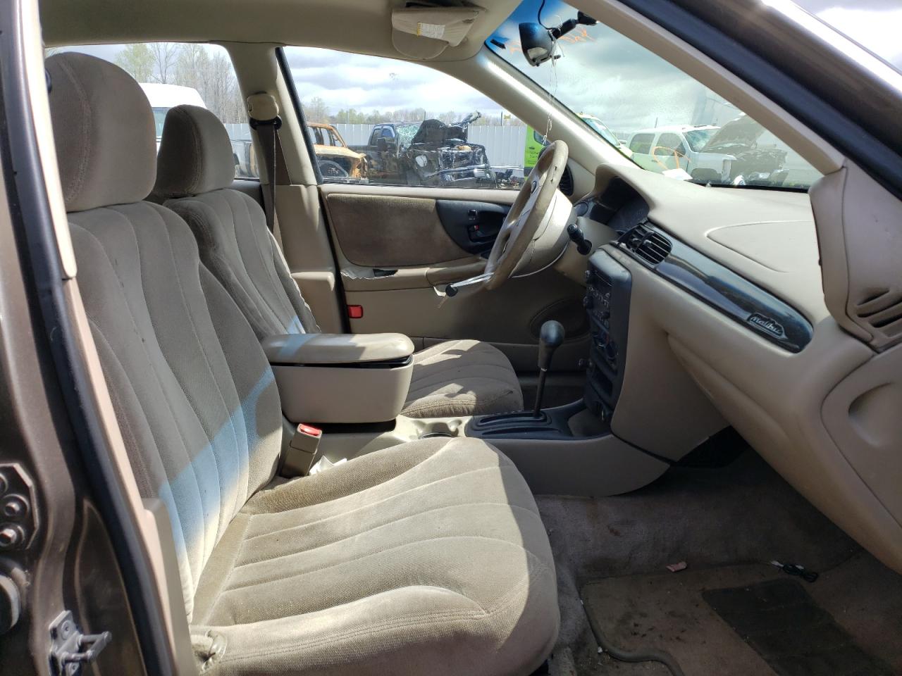 Photo 5 from auction – 2002 CHEVROLET MALIBU with VIN 1G1ND52J52M706995