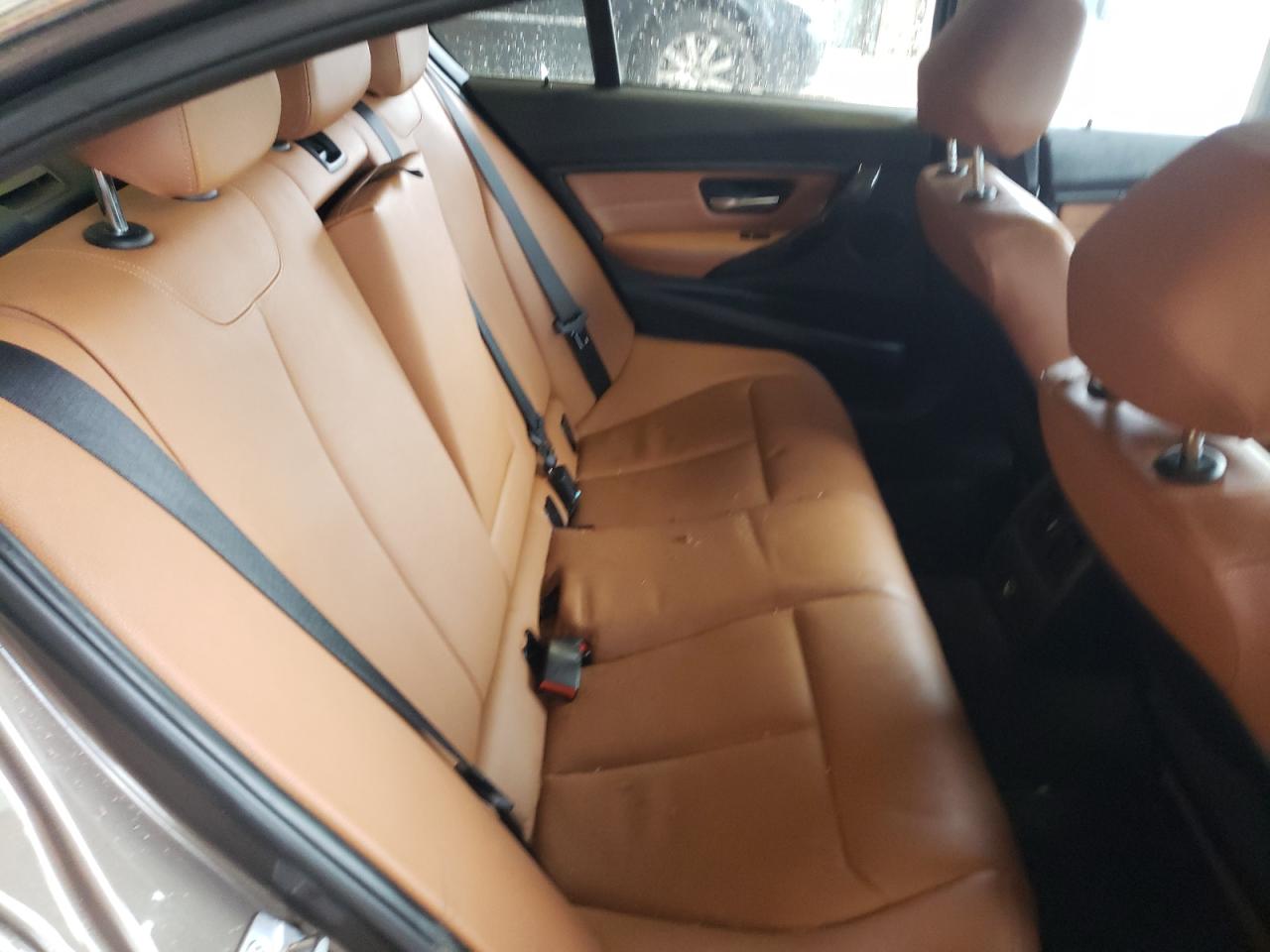 Photo 6 from auction – 2014 BMW 328 I with VIN WBA3A5G54ENP28078