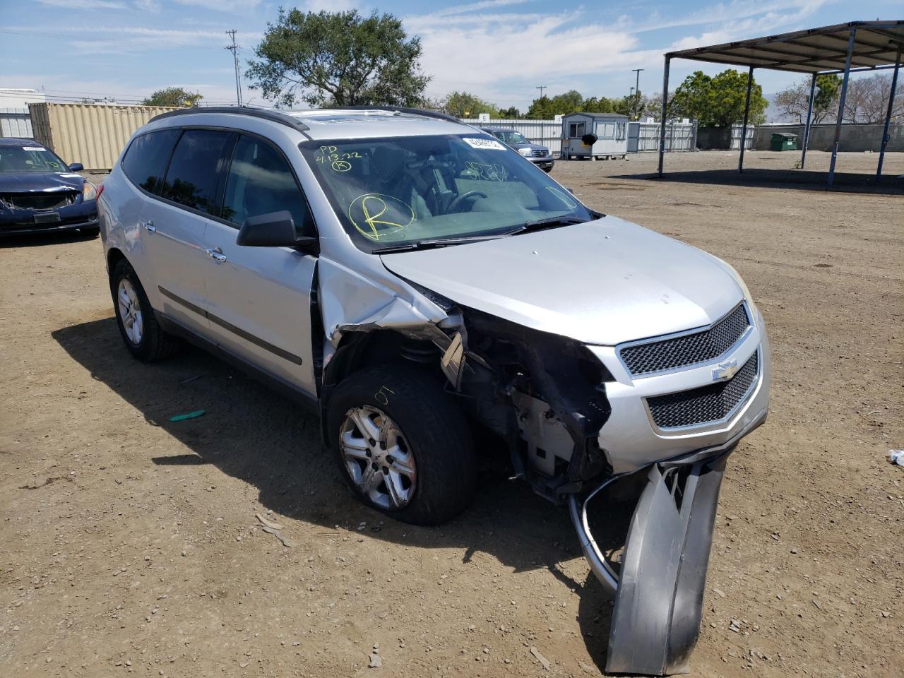 CHEVROLET TRAVERSE L 2011 with VIN 1GNKREED6BJ105654 - Photo from auction