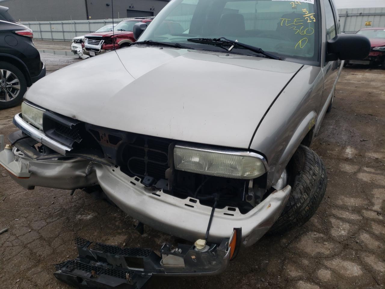 Photo 9 from auction – 2002 CHEVROLET S 10 with VIN 1GCCS195828252448