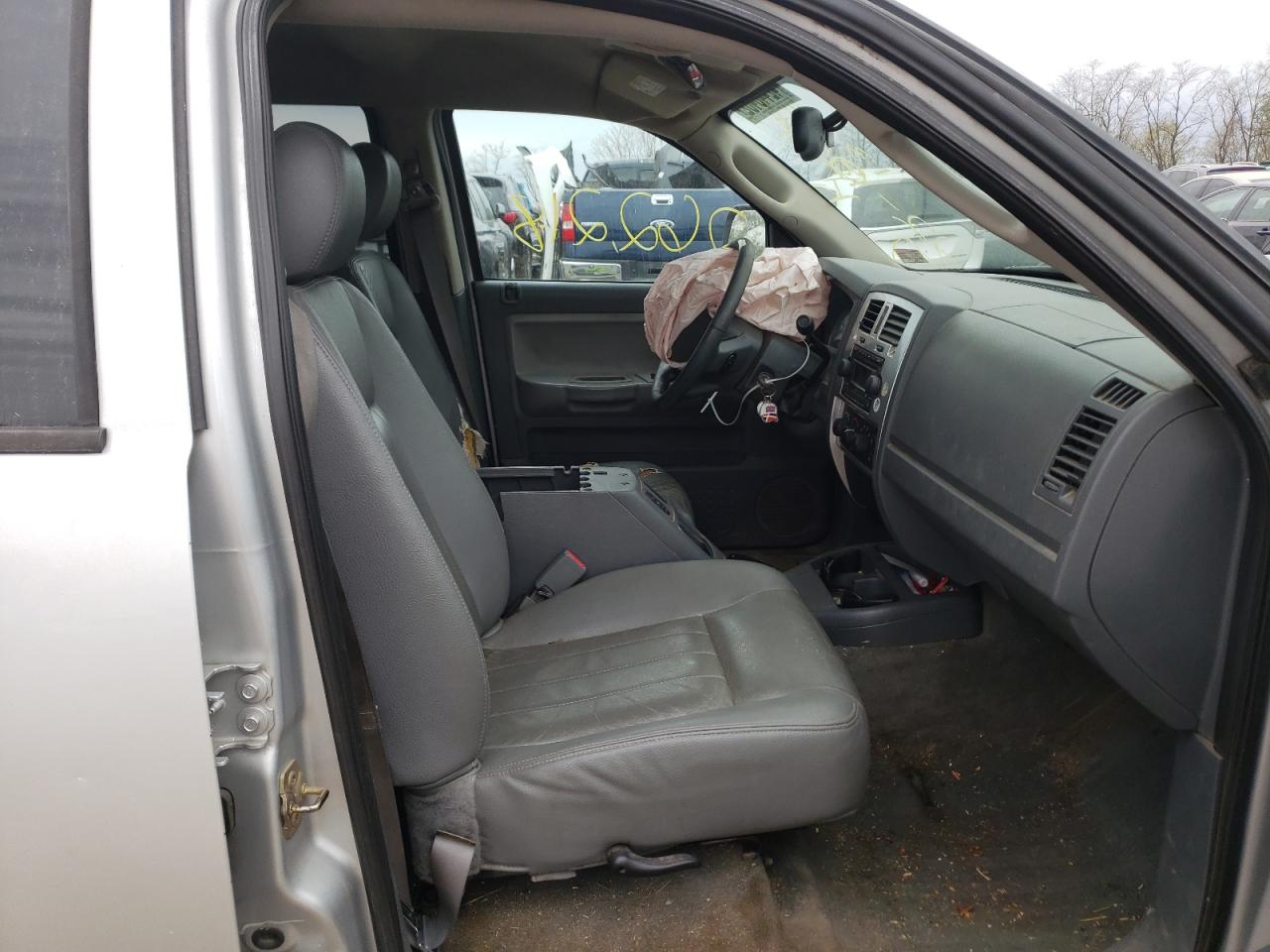 Photo 5 from auction – 2005 DODGE DAKOTA QUA with VIN 1D3HW58N45S142532