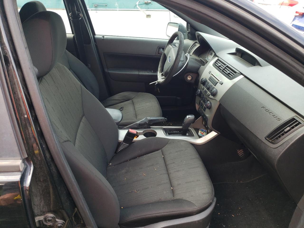 Photo 5 from auction – 2010 FORD FOCUS SE with VIN 1FAHP3FN3AW159523