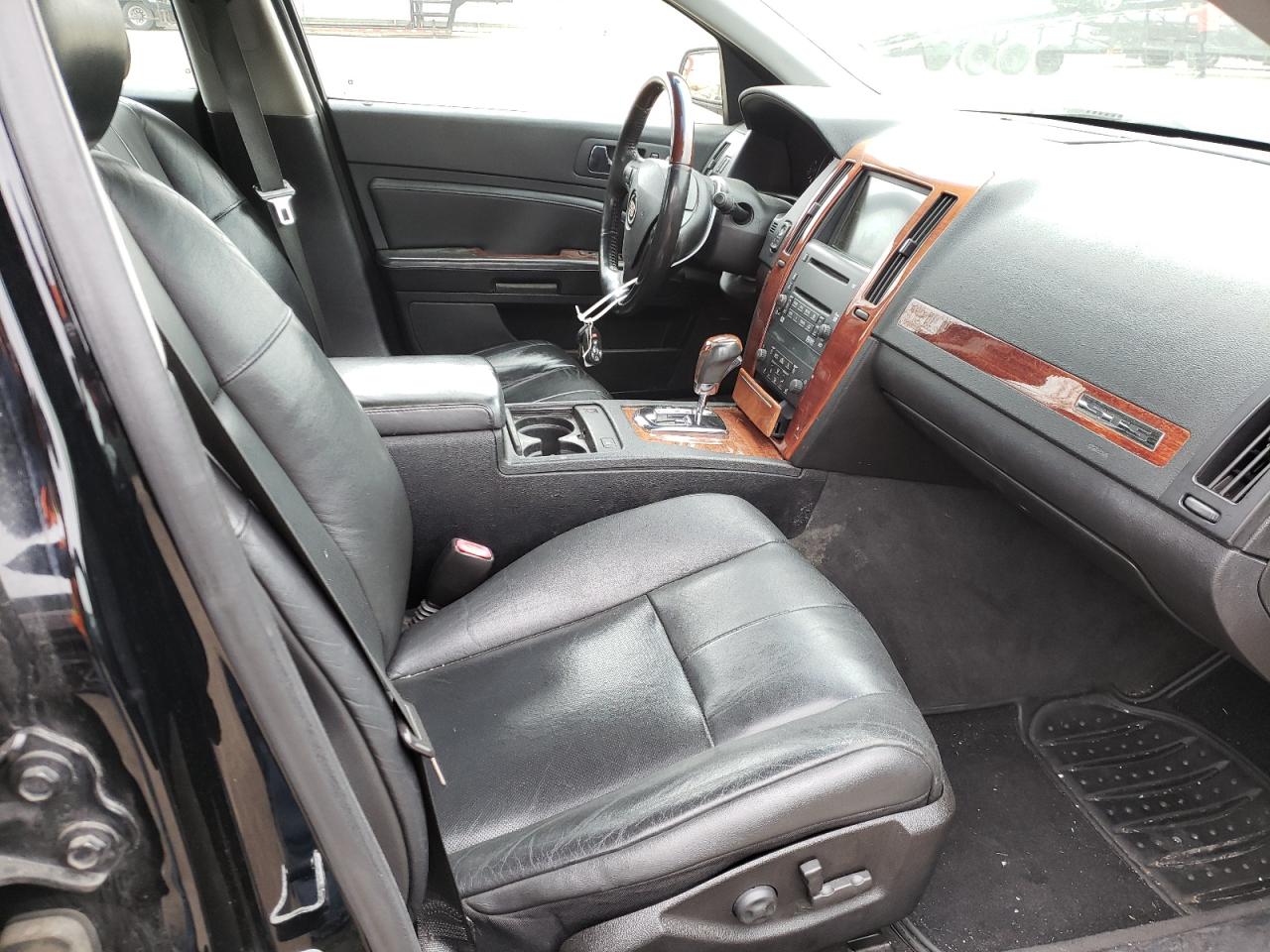 Photo 5 from auction – 2007 CADILLAC STS with VIN 1G6DW677870132393