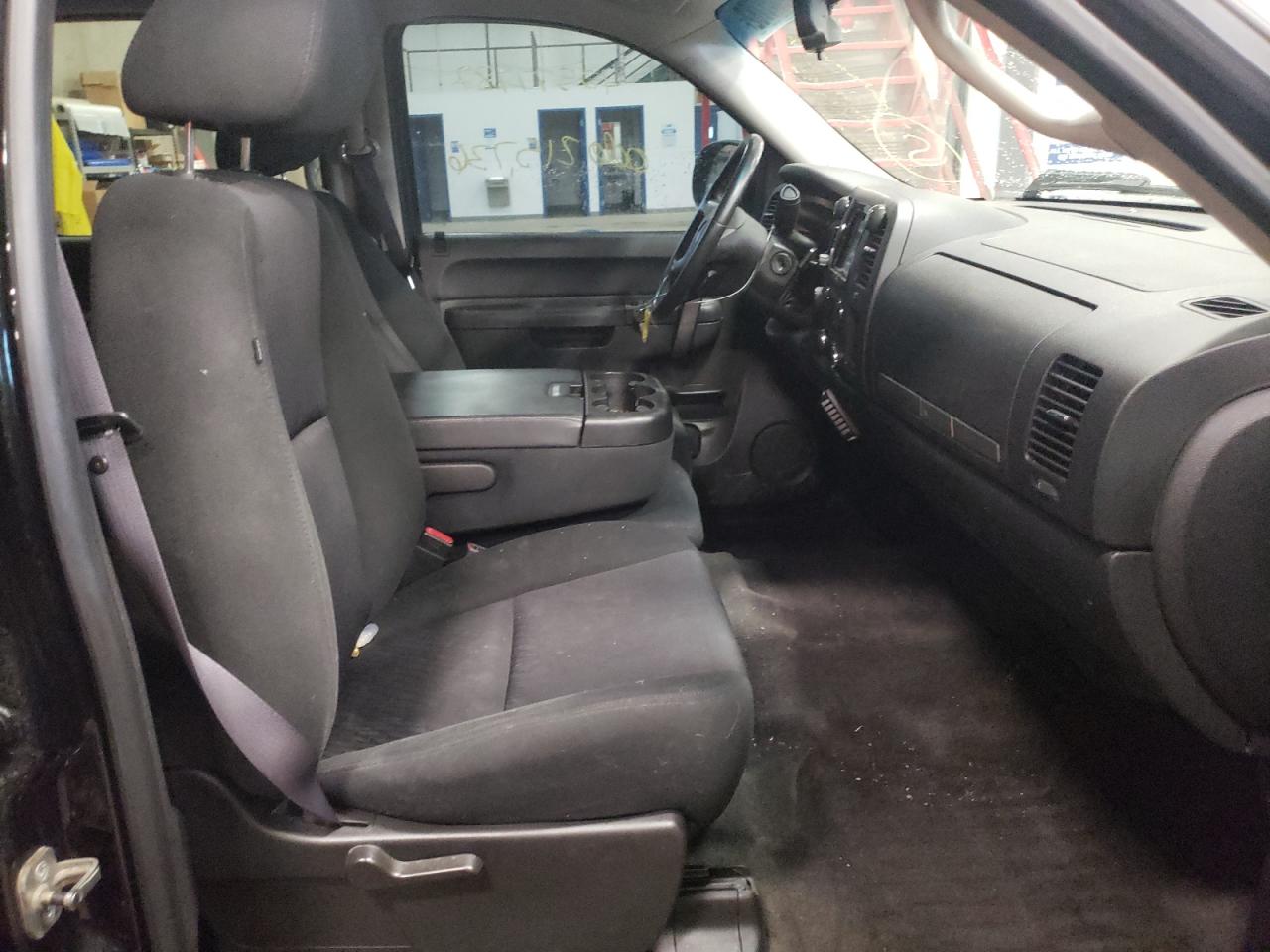 Photo 5 from auction – 2011 GMC SIERRA SLE with VIN 3GTP2VE32BG297599