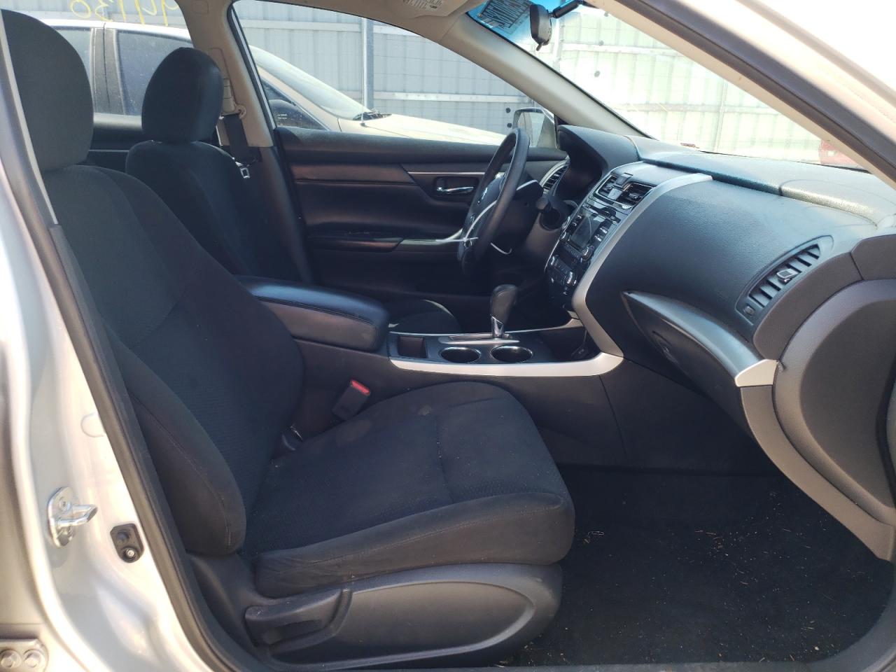Photo 5 from auction – 2015 NISSAN ALTIMA 2.5 with VIN 1N4AL3AP3FC473560