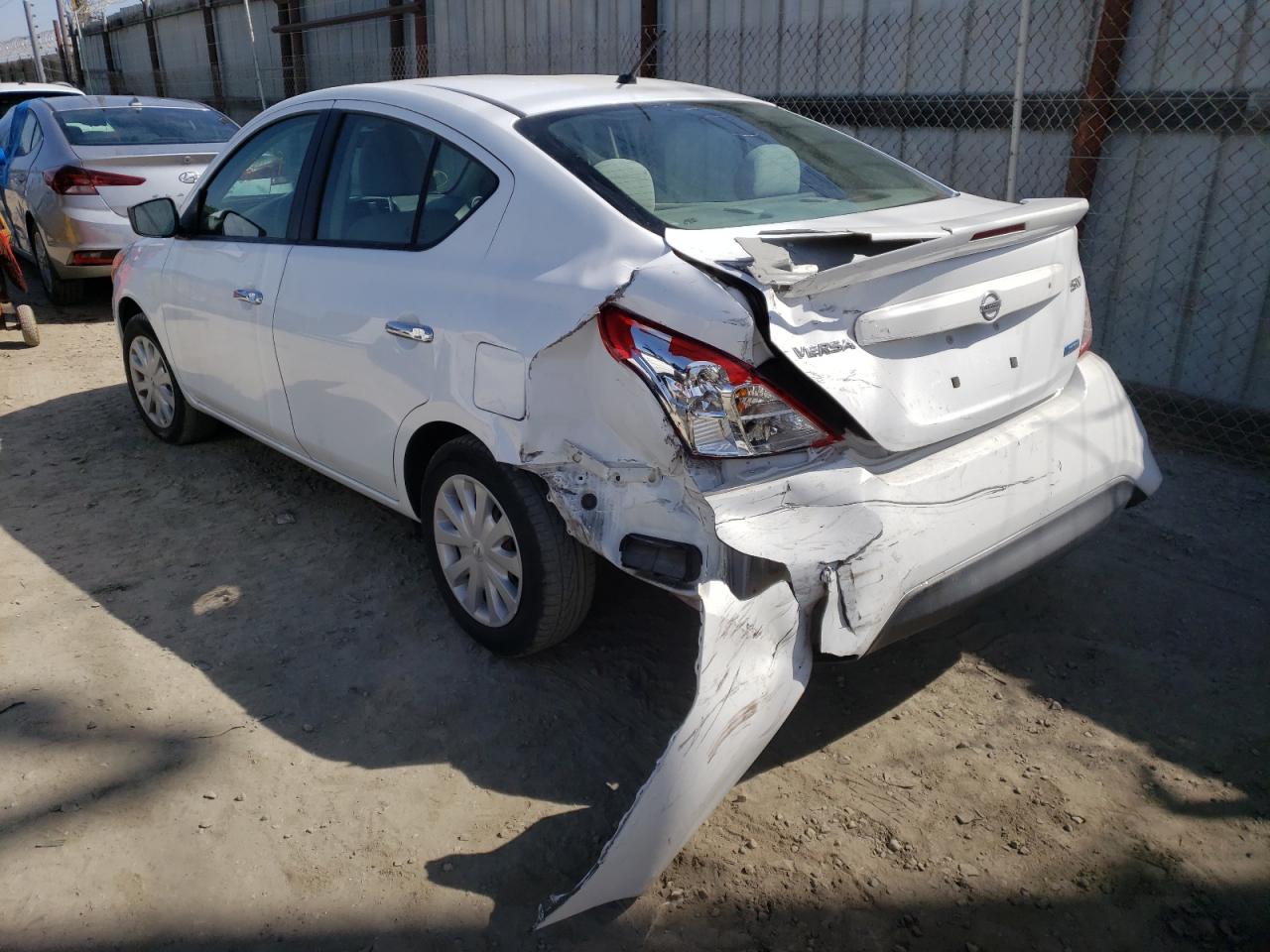 Photo 3 from auction – 2015 NISSAN VERSA S with VIN 3N1CN7AP8FL838441