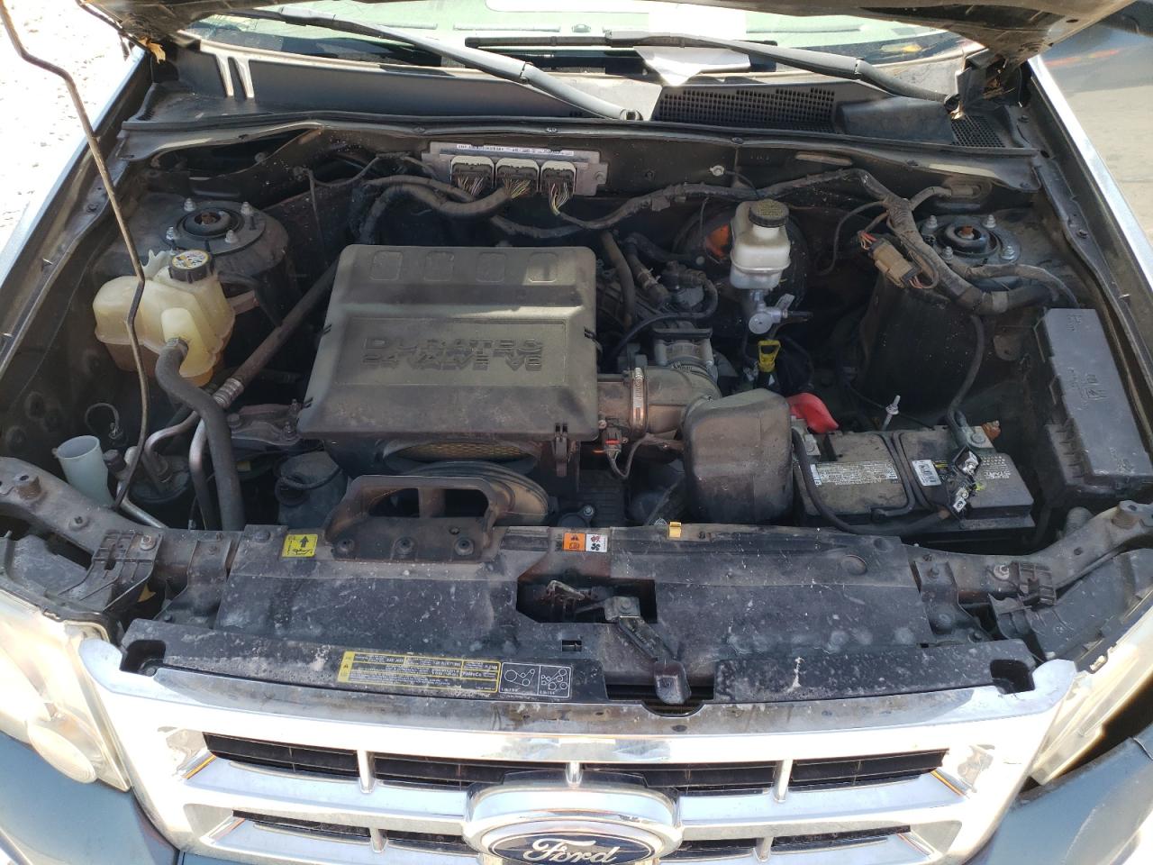 Photo 7 from auction – 2010 FORD ESCAPE XLT with VIN 1FMCU0DG1AKD45869