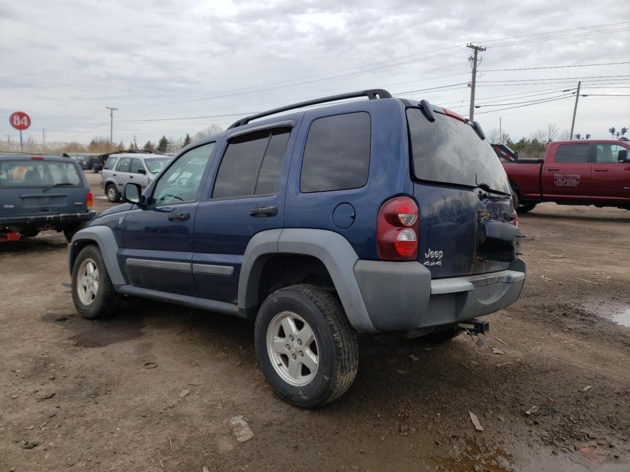 Photo 3 from auction – 2005 JEEP LIBERTY SP with VIN 1J8GL48K75W570108