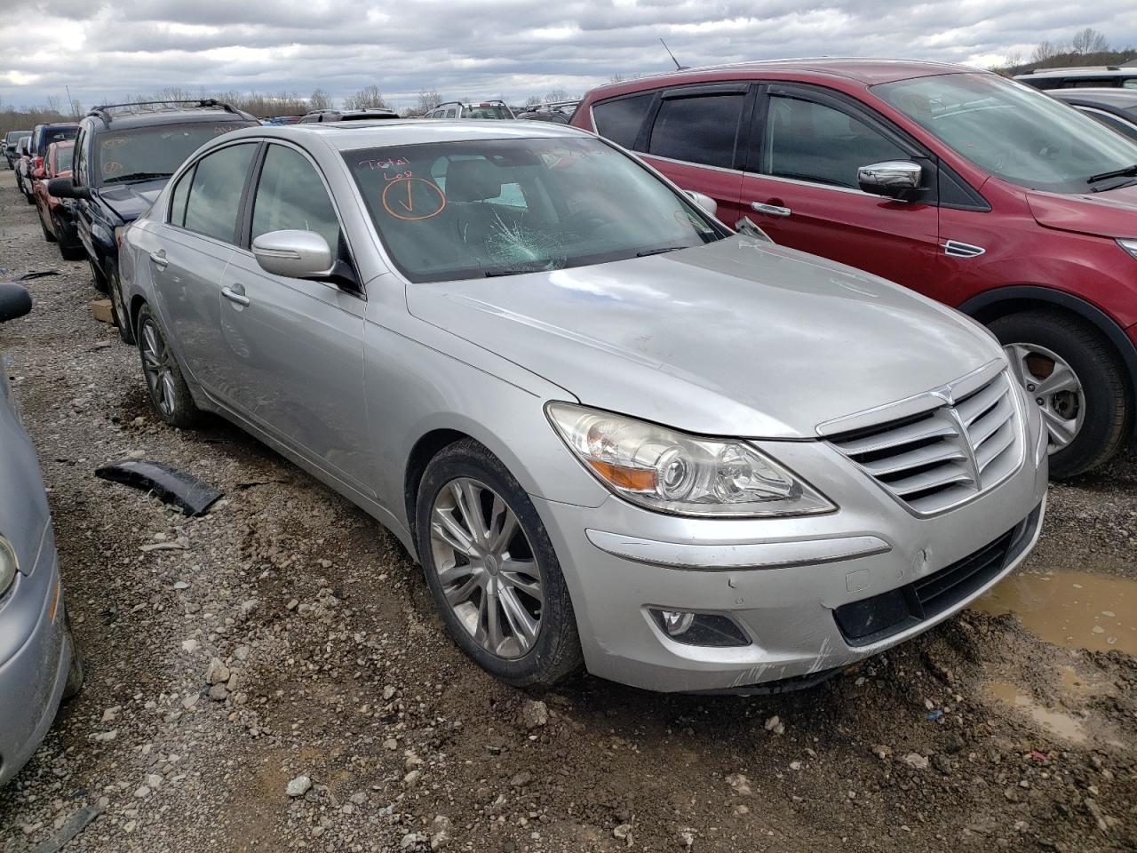 HYUNDAI GENESIS 4. 2011 with VIN KMHGC4DF0BU125972 - Photo from auction