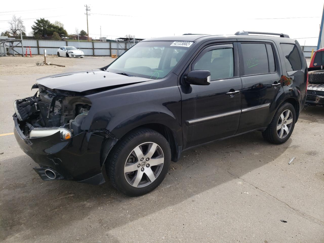 Photo 2 from auction – 2012 HONDA PILOT TOUR with VIN 5FNYF3H93CB010792
