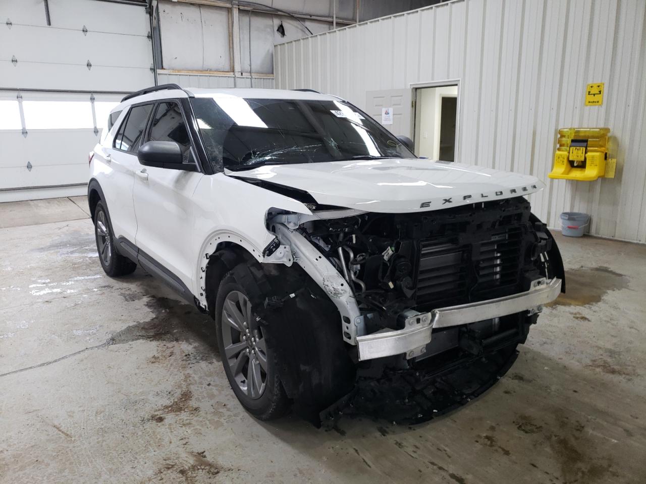 FORD EXPLORER X 2021 with VIN 1FMSK8DH2MGA29171 - Photo from auction