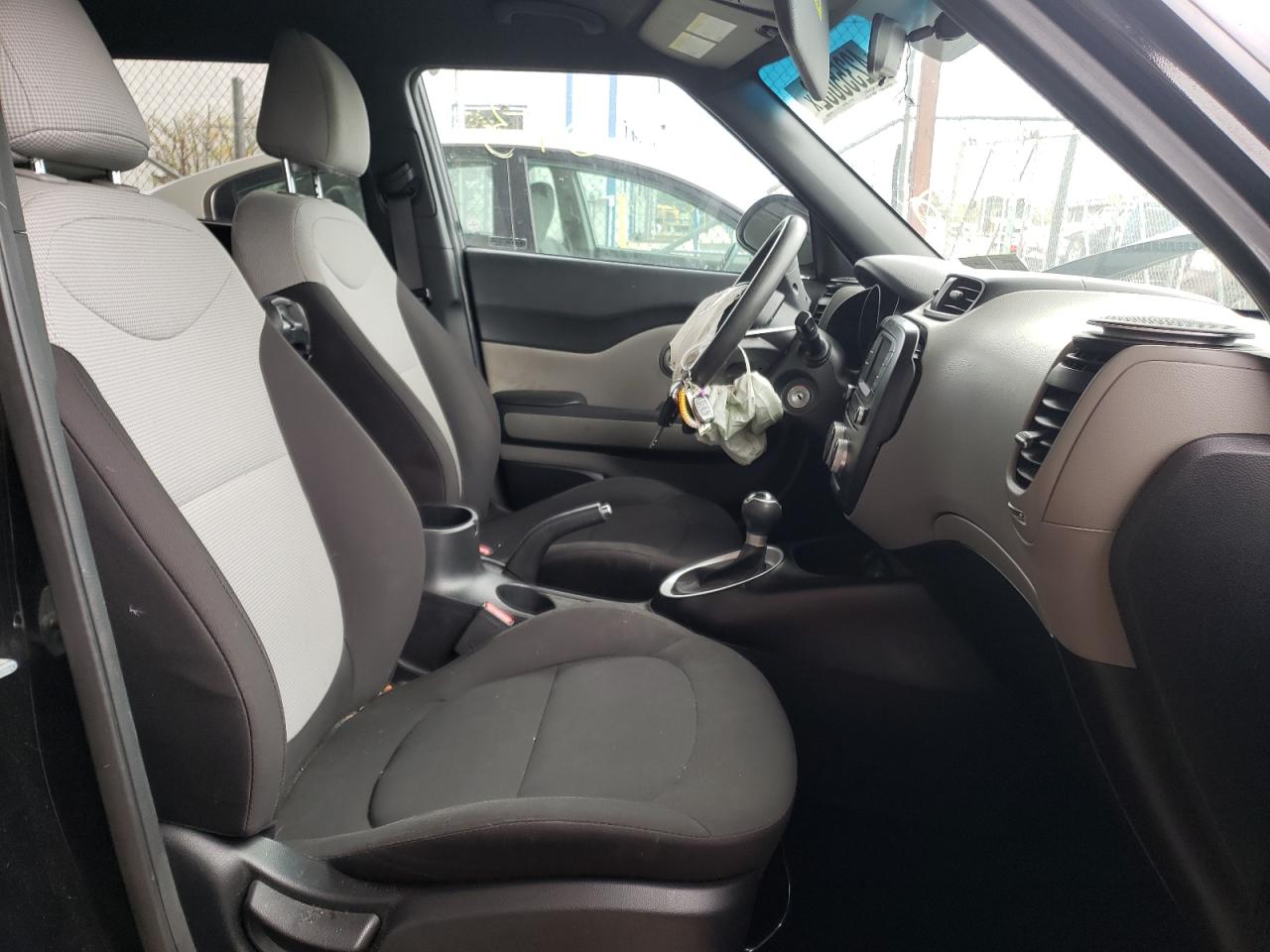 Photo 5 from auction – 2018 KIA SOUL with VIN KNDJN2A2XJ7893921