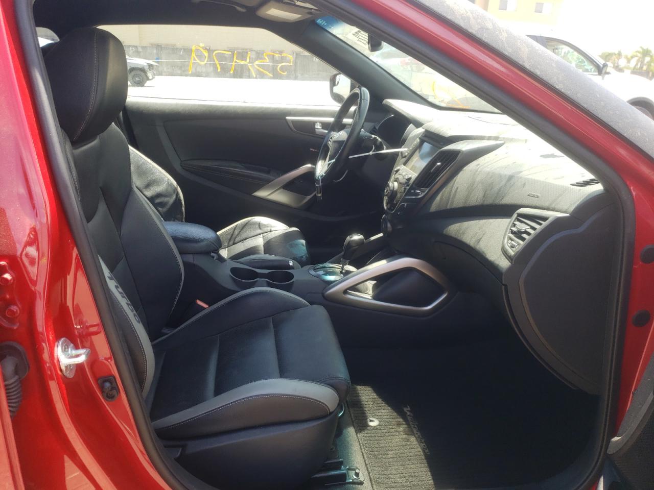 Photo 5 from auction – 2016 HYUNDAI VELOSTER T with VIN KMHTC6AE6GU274576