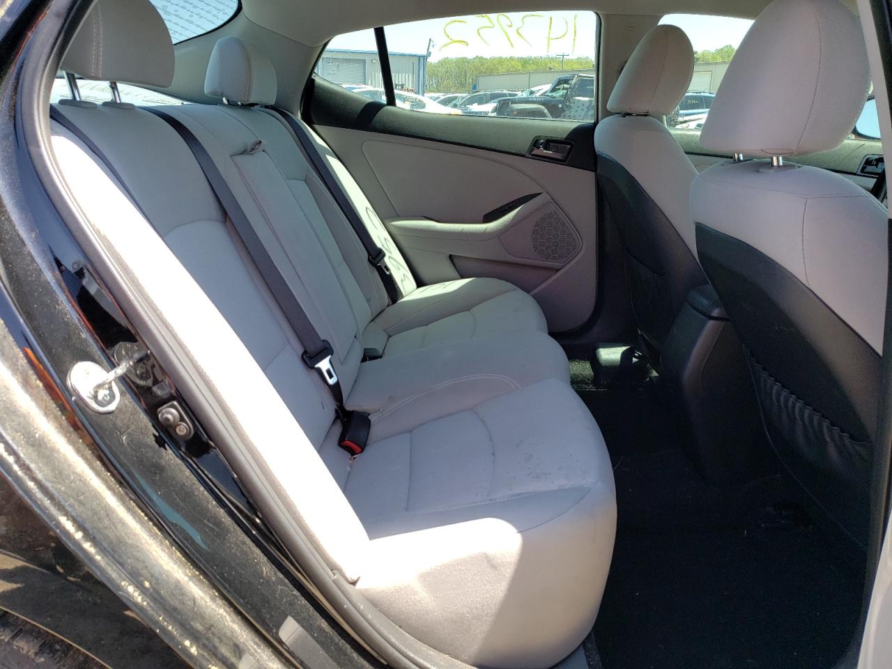 Photo 6 from auction – 2012 KIA OPTIMA LX with VIN KNAGM4A75C5271792