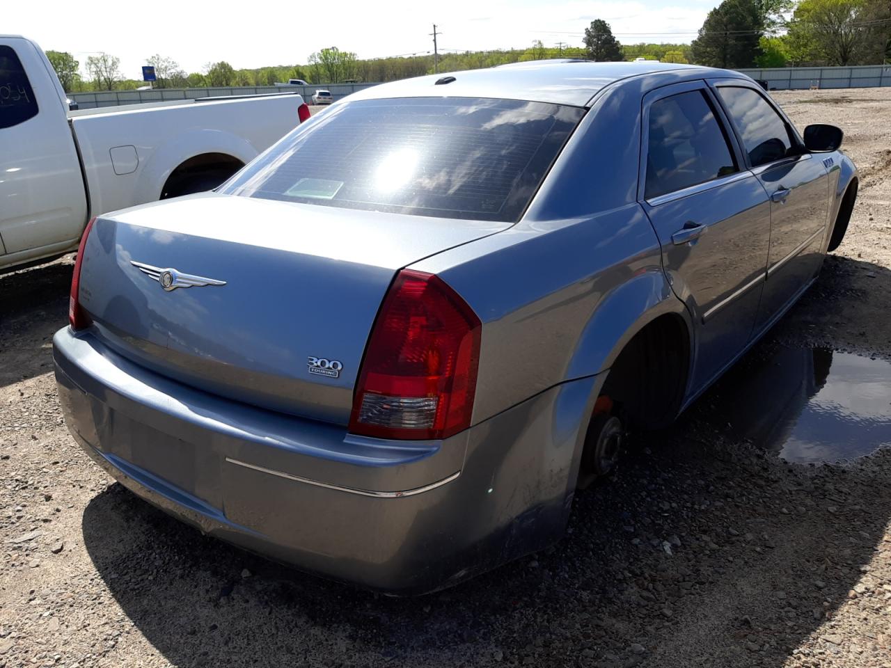 Photo 4 from auction – 2007 CHRYSLER 300 TOURIN with VIN 2C3LA53G17H697530