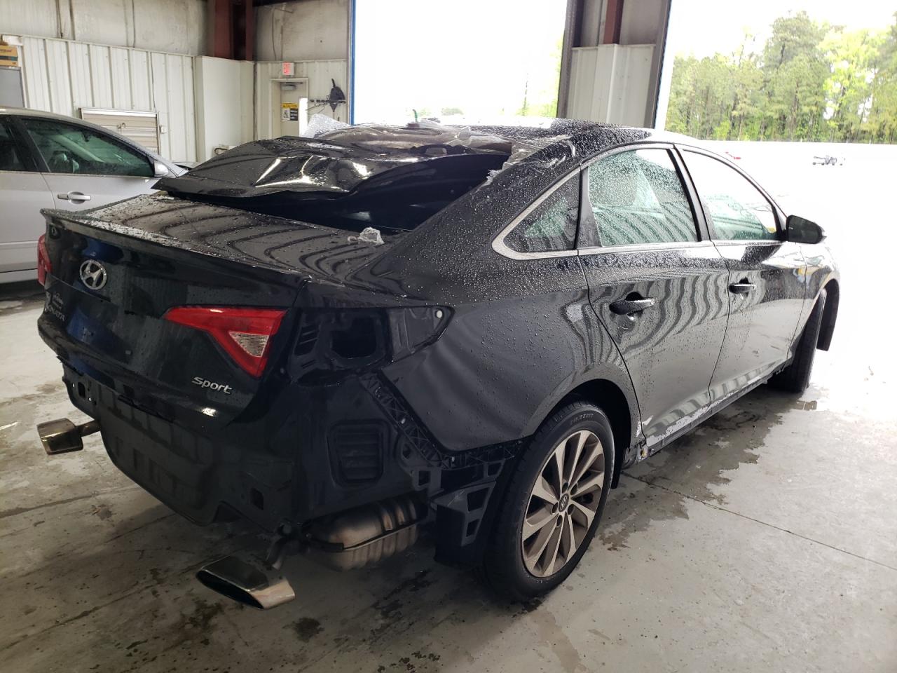 Photo 4 from auction – 2016 HYUNDAI SONATA SPO with VIN 5NPE34AF2GH423599