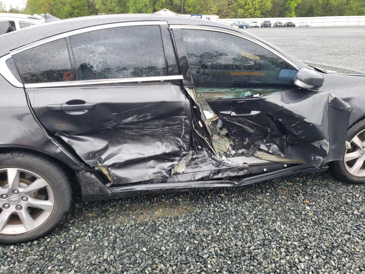 Photo 9 from auction – 2013 ACURA TL with VIN 19UUA8F28DA003560
