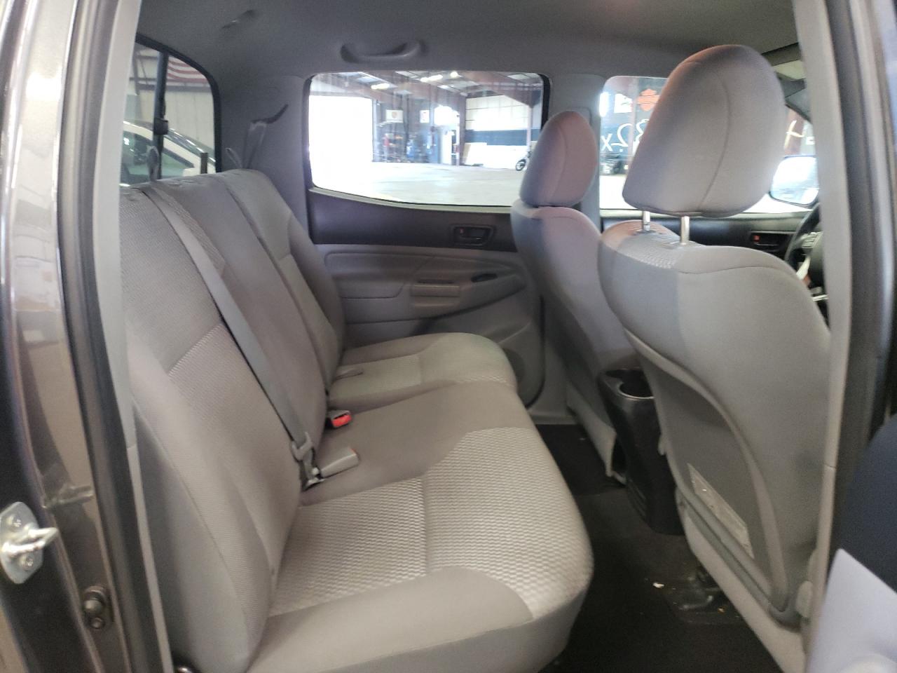 Photo 6 from auction – 2012 TOYOTA TACOMA DOU with VIN 3TMLU4EN6CM085960