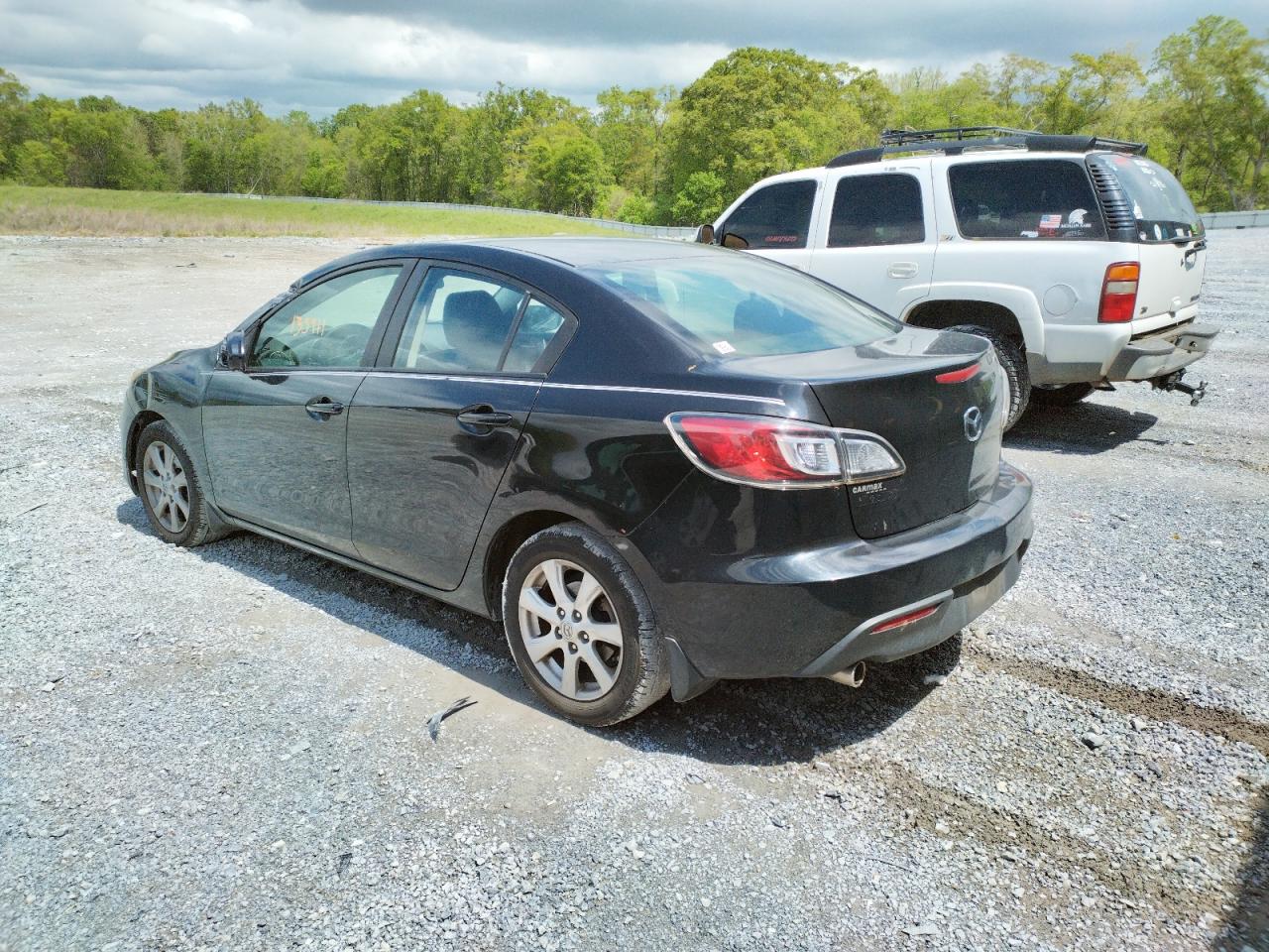 Zdjęcie 3 z aukcji – 2011 MAZDA 3 I z VIN JM1BL1VF0B1377380