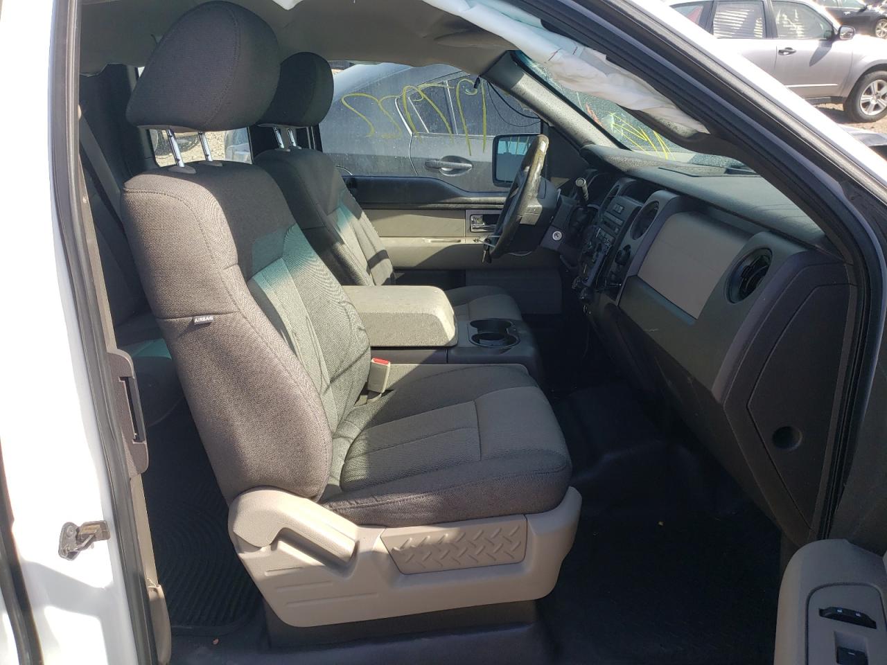 Photo 5 from auction – 2010 FORD F150 SUPER with VIN 1FTEX1E83AKB94535