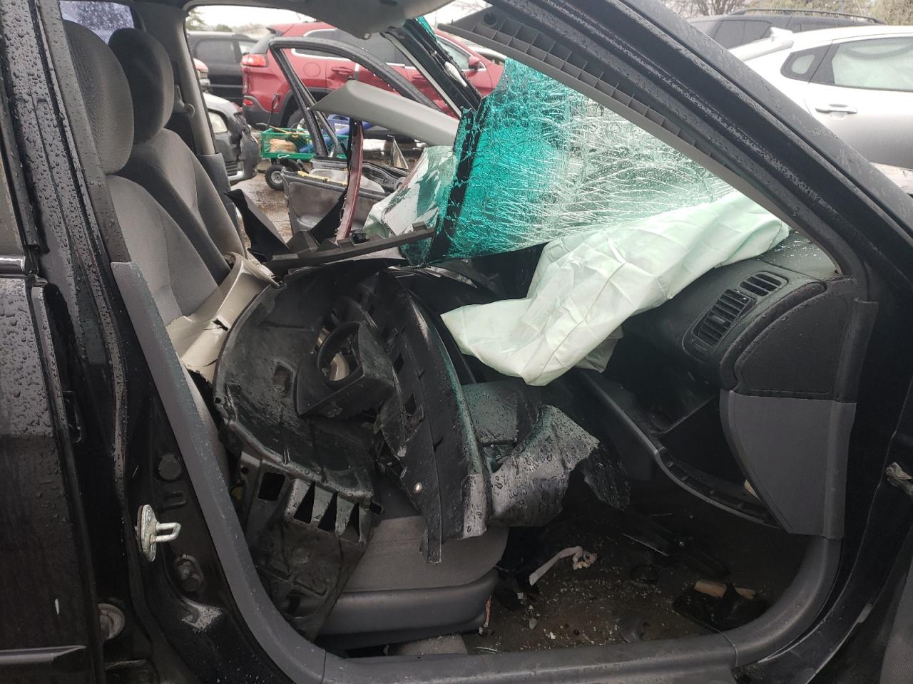 Photo 5 from auction – 2001 HONDA CIVIC EX with VIN 2HGES26751H507992