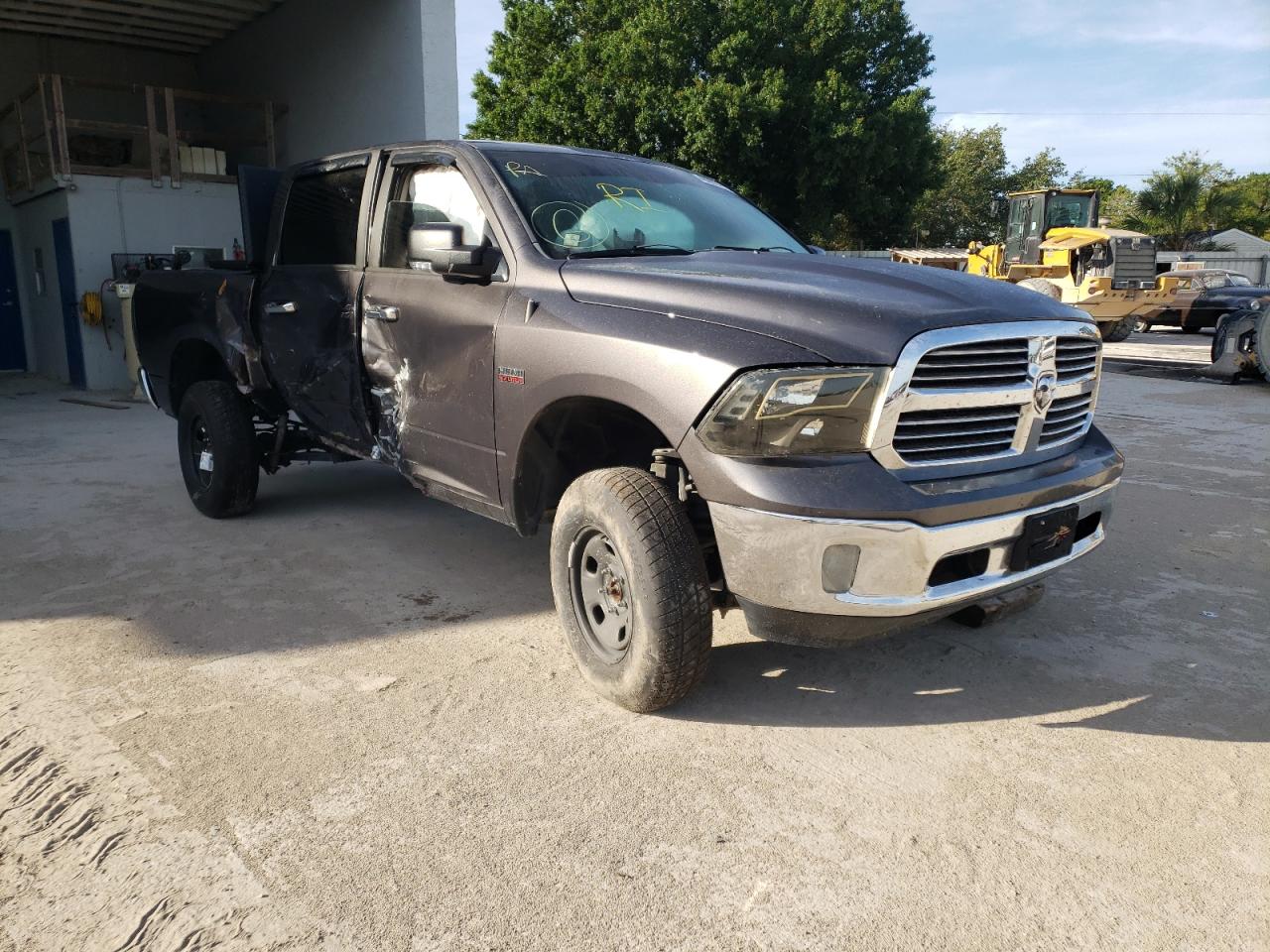 RAM 1500 SLT 2015 with VIN 1C6RR7LT2FS744893 - Photo from auction