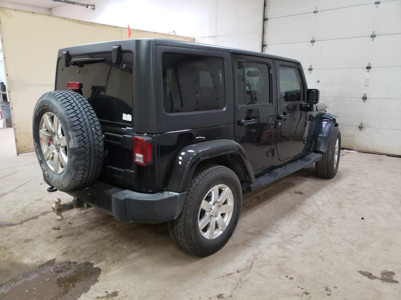 Photo 4 from auction – 2017 JEEP WRANGLER U with VIN 1C4BJWEG7HL518065