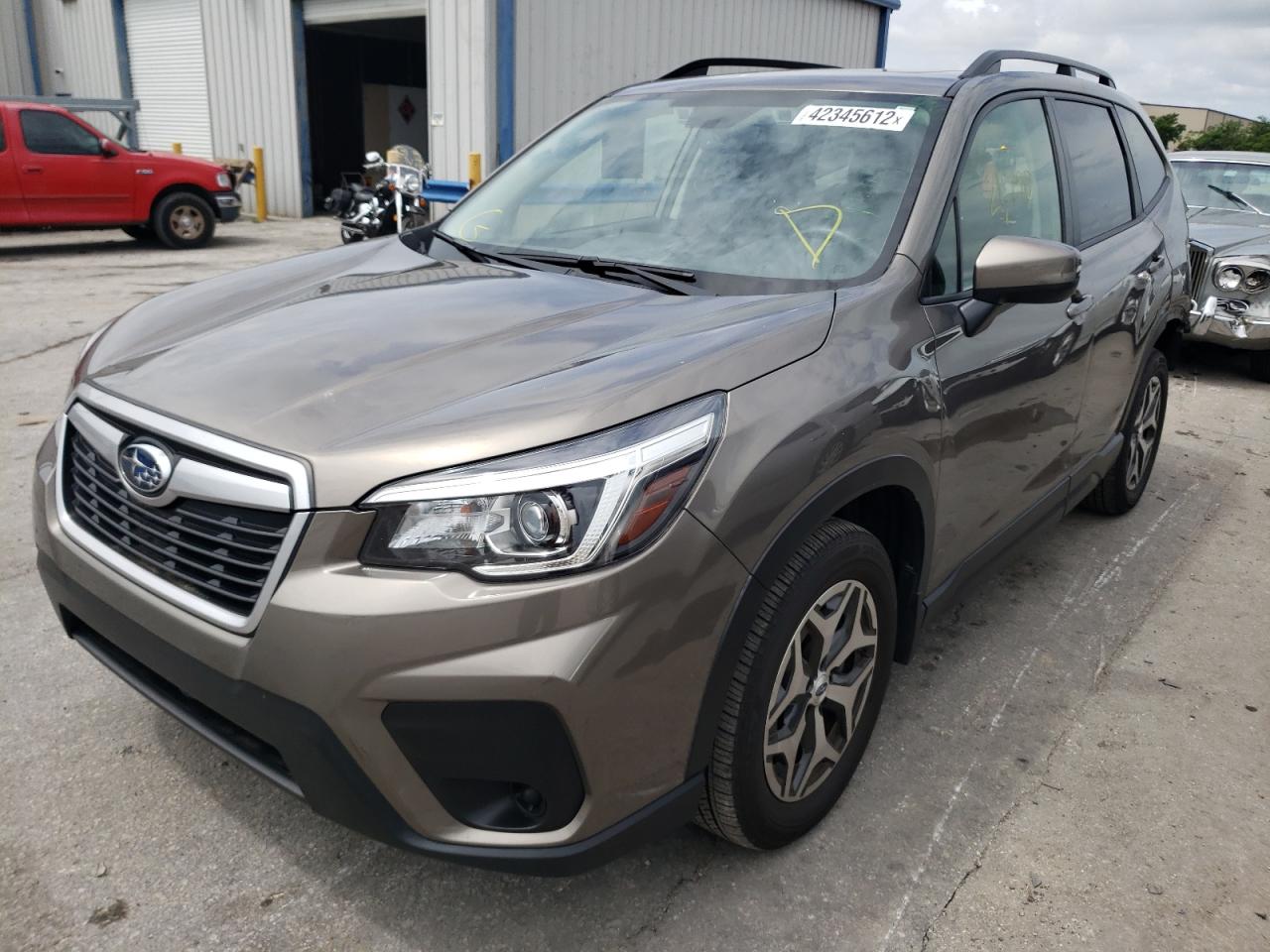 Photo 2 from auction – 2019 SUBARU FORESTER P with VIN JF2SKAGC8KH584372