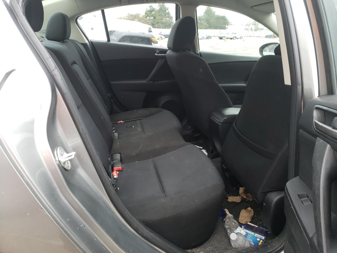 Photo 6 from auction – 2010 MAZDA 3 I with VIN JM1BL1SG3A1244608