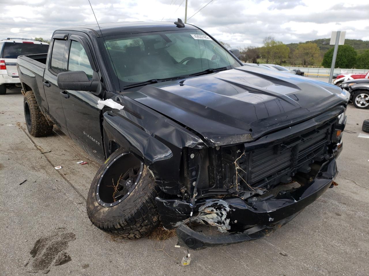 CHEVROLET SILVERADO 2017 with VIN 1GCVKPEC5HZ189442 - Photo from auction