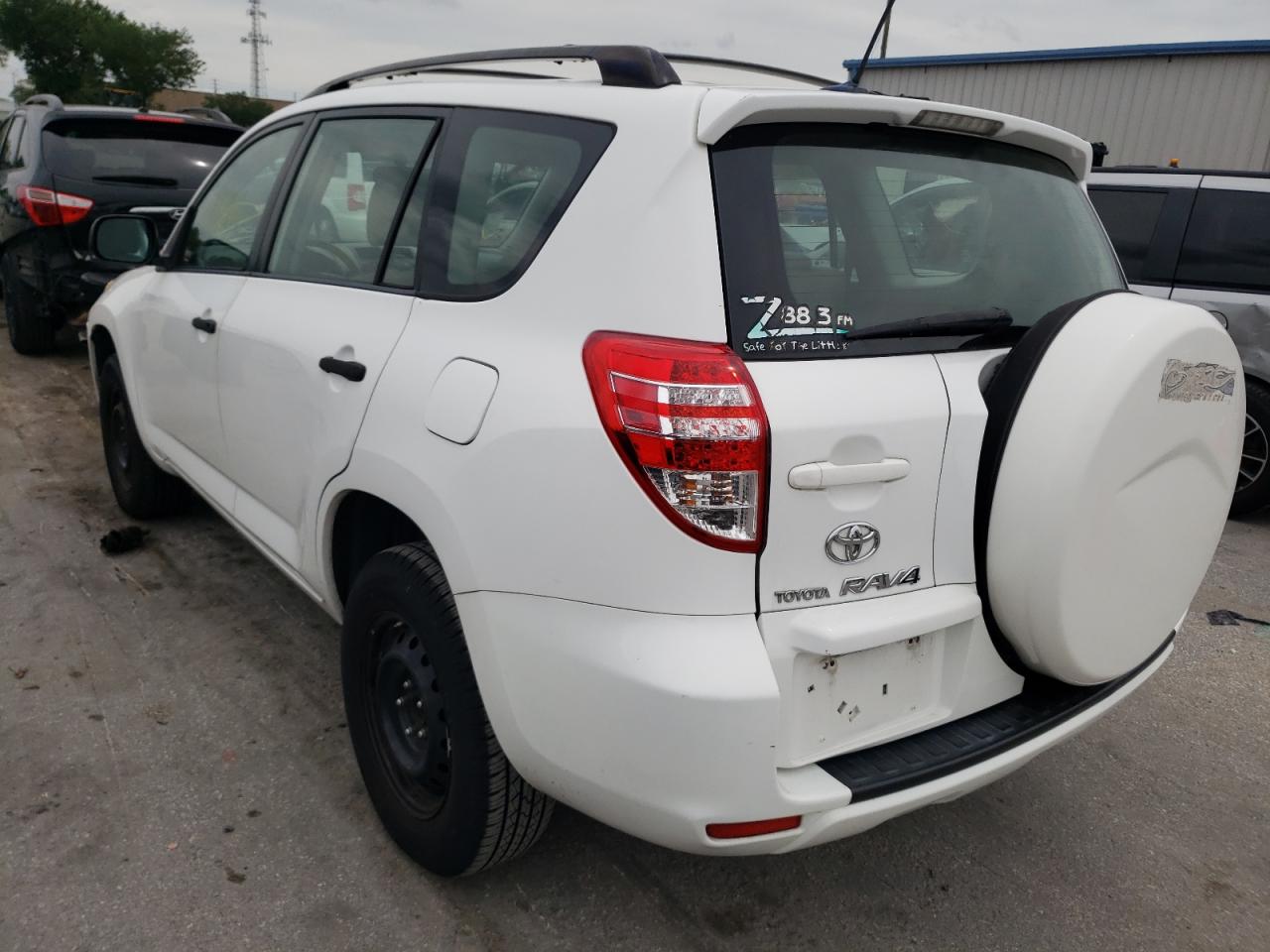 Photo 3 from auction – 2009 TOYOTA RAV4 with VIN JTMZF33V69D006583