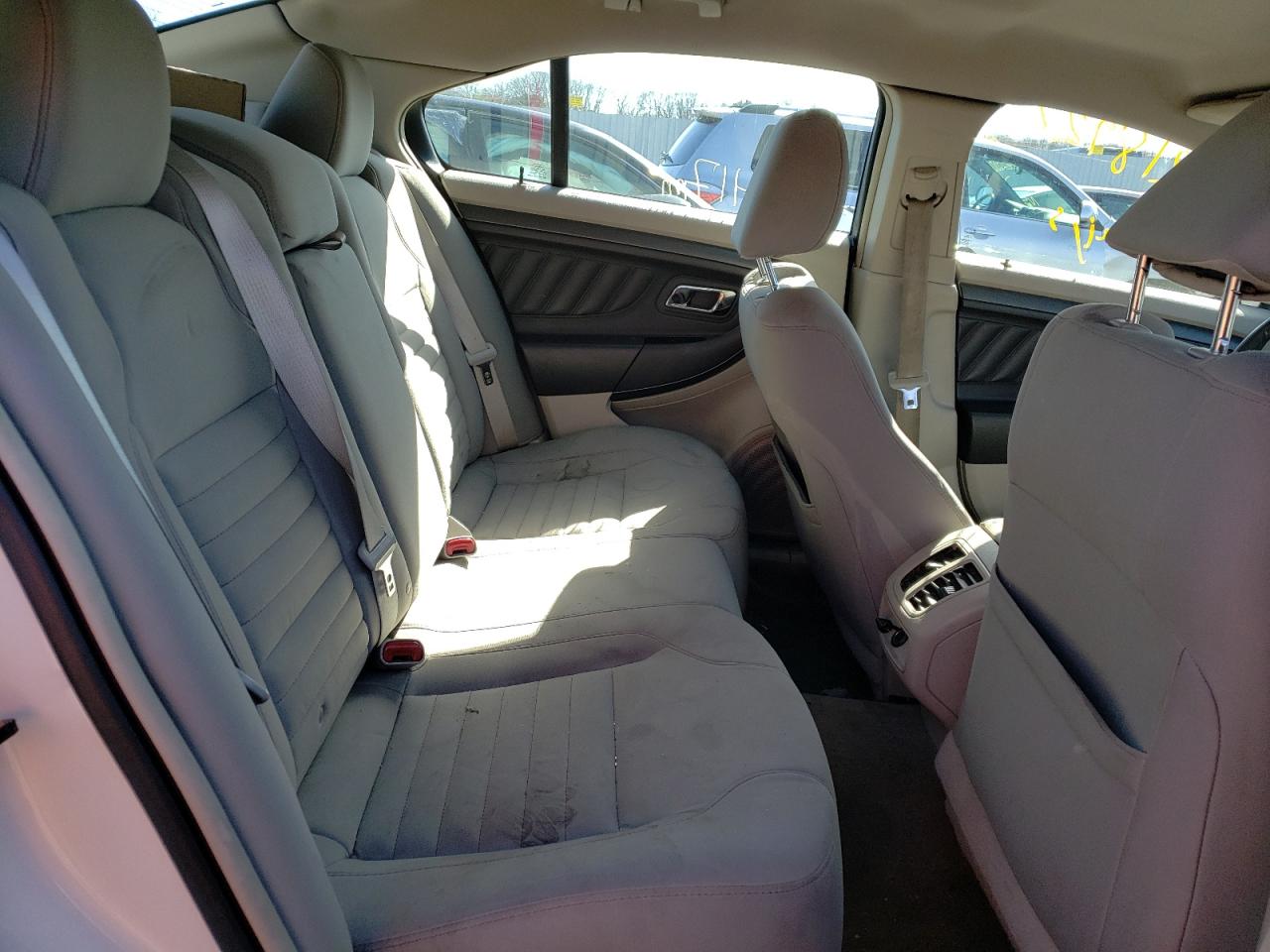 Фото 6 с аукциона – 2011 FORD TAURUS SE с VIN 1FAHP2DW0BG165734