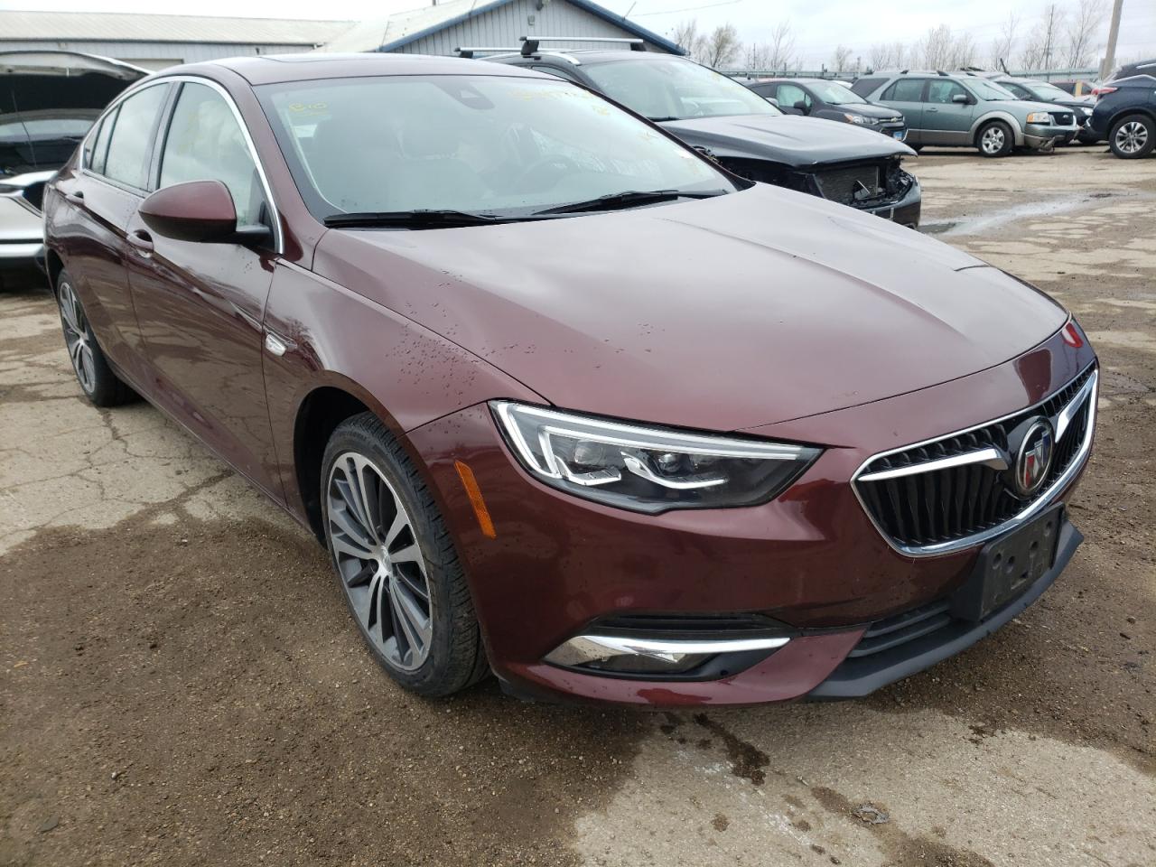 BUICK REGAL ESSE 2018 with VIN W04GP6SX0J1070059 - Photo from auction