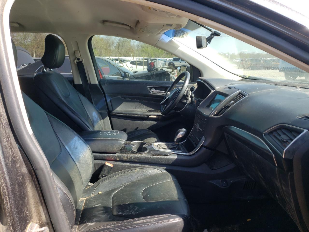 Photo 5 from auction – 2016 FORD EDGE TITAN with VIN 2FMPK3K82GBB12297