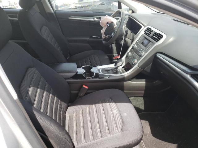 Photo 5 from auction – 2016 FORD FUSION SE with VIN 3FA6P0H74GR335804