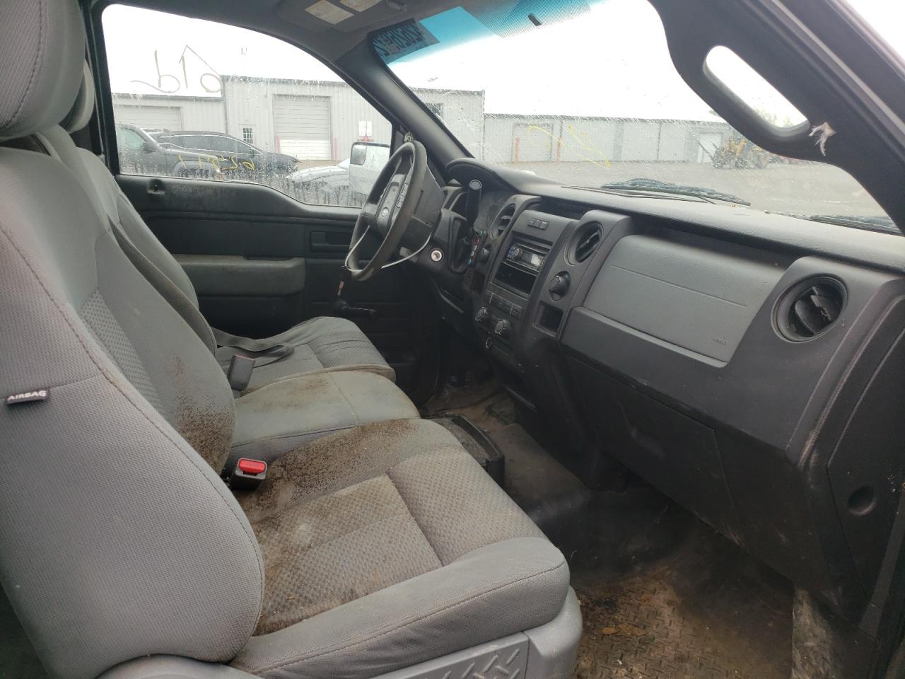 Photo 5 from auction – 2011 FORD F150 SUPER with VIN 1FTFX1EF4BFC57221