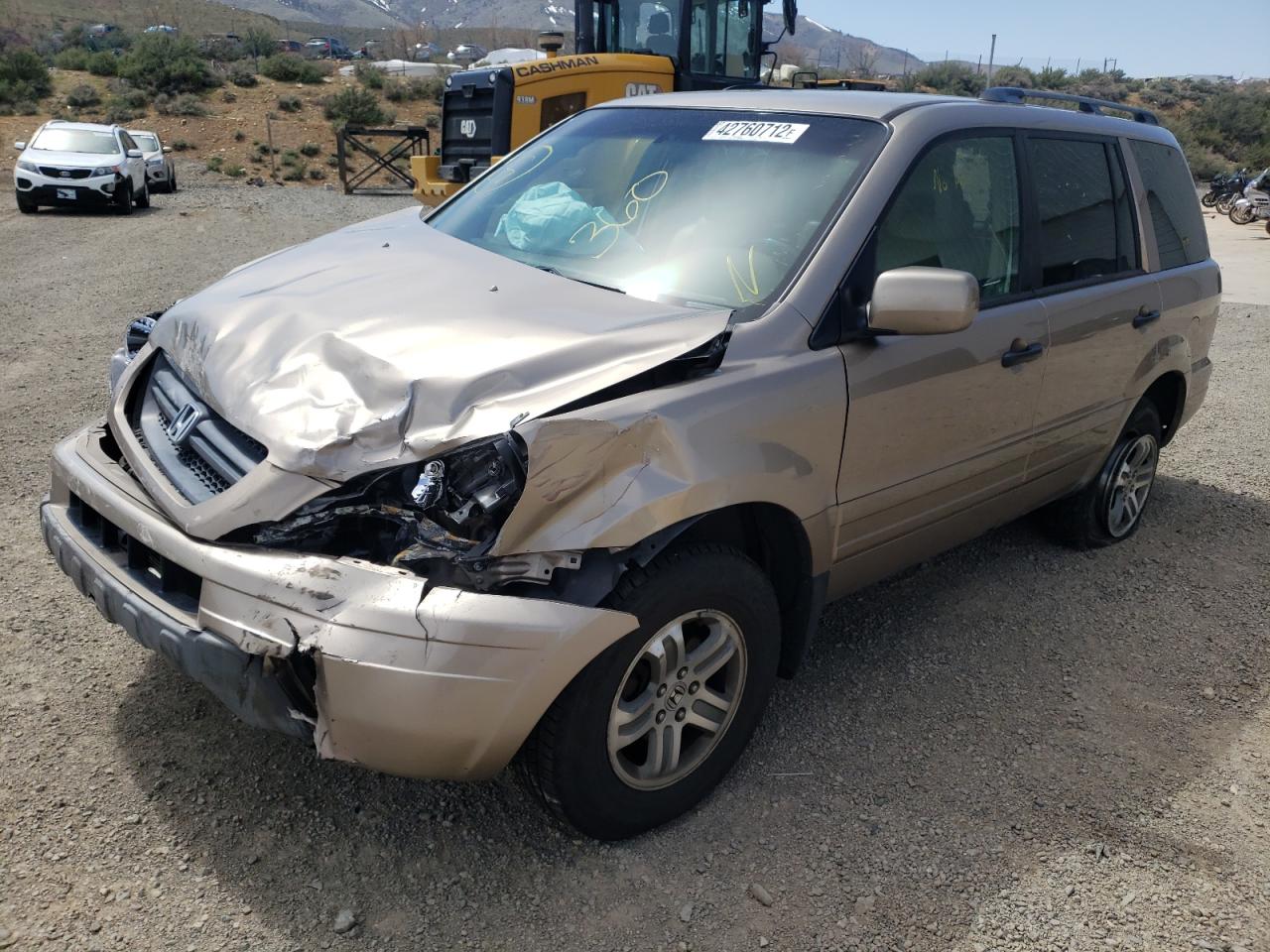 Photo 2 from auction – 2004 HONDA PILOT EXL with VIN 2HKYF18684H577593