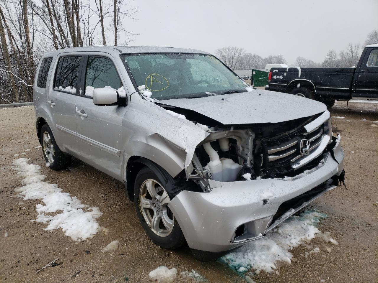 HONDA PILOT EXL 2015 with VIN 5FNYF4H55FB008145 - Photo from auction