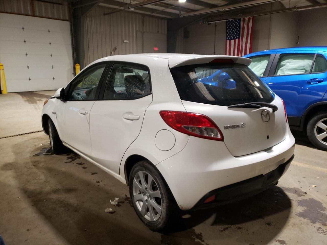 Photo 3 from auction – 2012 MAZDA MAZDA2 with VIN JM1DE1LY2C0136046