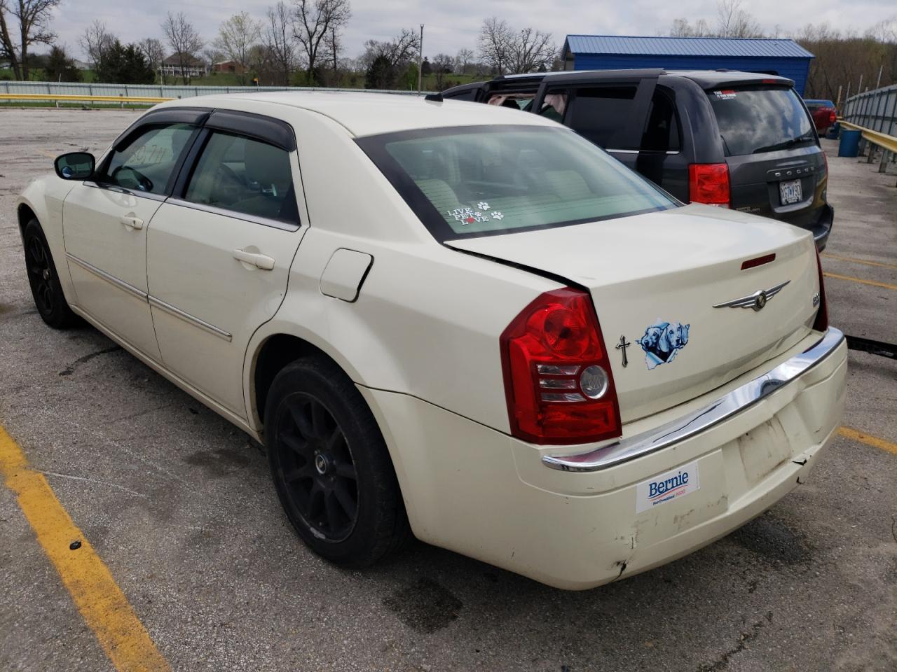 Photo 3 from auction – 2008 CHRYSLER 300 LIMITE with VIN 2C3KA33G78H172358
